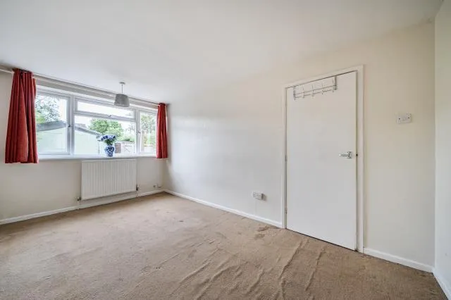 Ingram Avenue, Aylesbury, HP21, photo 10