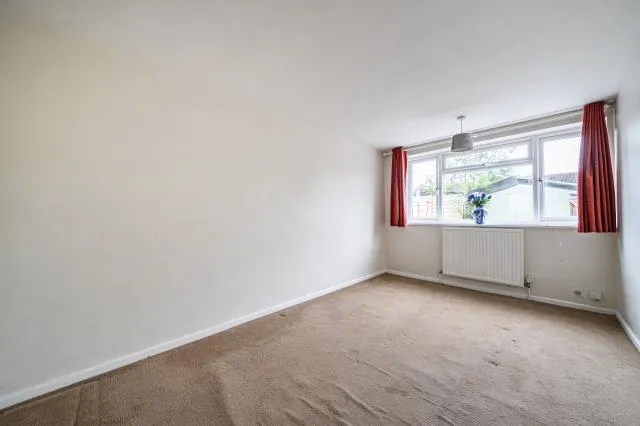 Ingram Avenue, Aylesbury, HP21, photo 7