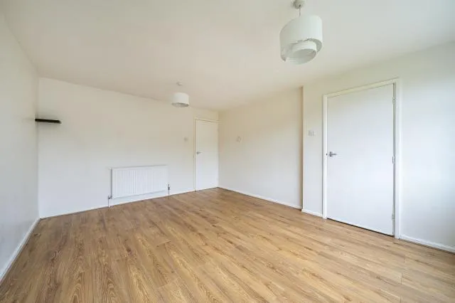Ingram Avenue, Aylesbury, HP21, photo 15