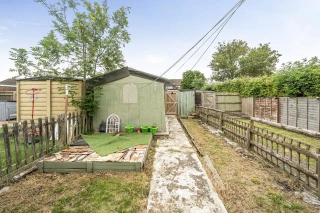 Ingram Avenue, Aylesbury, HP21, photo 17