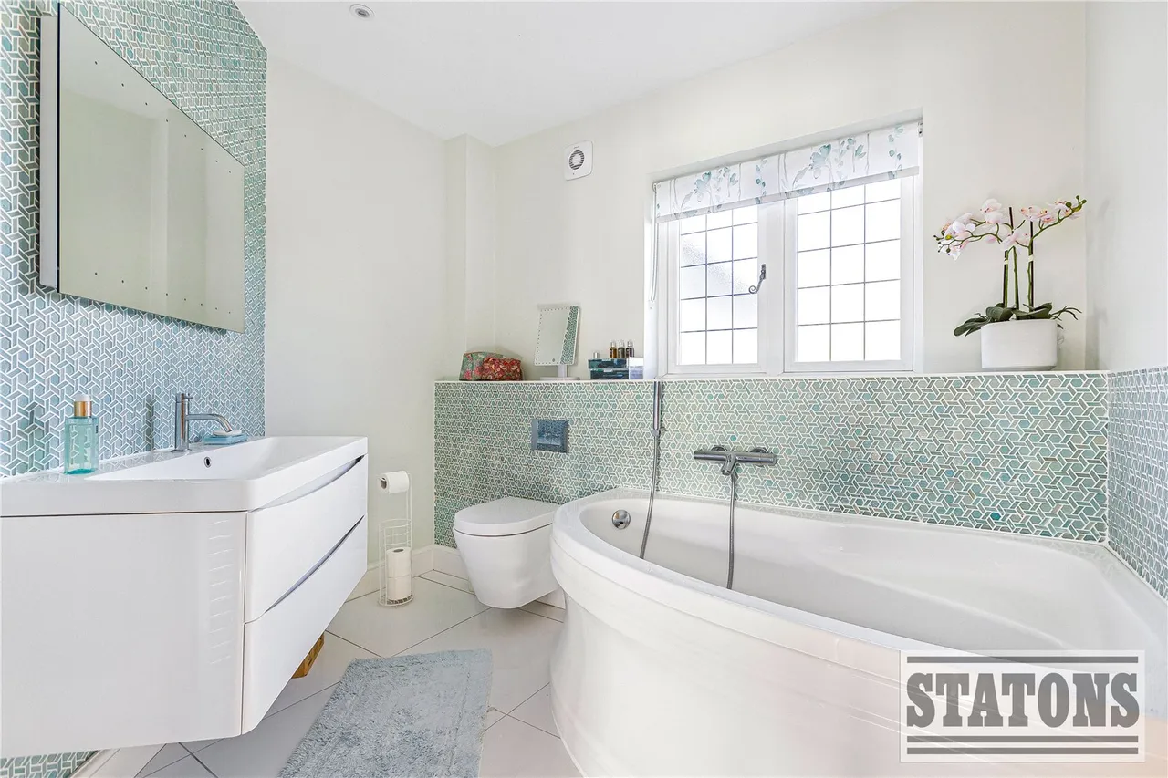 Lancaster Avenue, Hadley Wood, EN4 0EU, photo 16