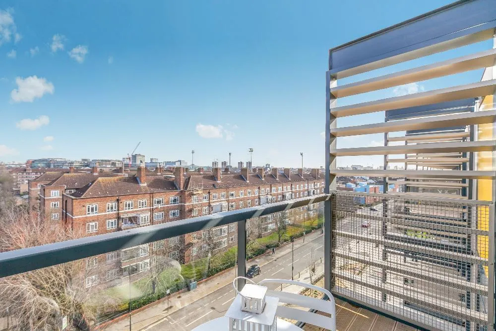 Bloemfontein Road, London, W12, photo 3