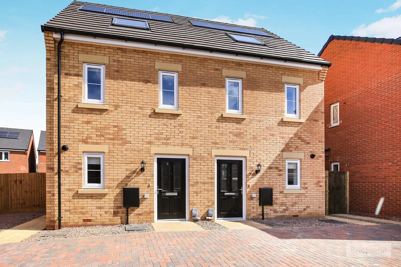 3 bed property to rent, Vermuyden Way, Chatteris, PE16