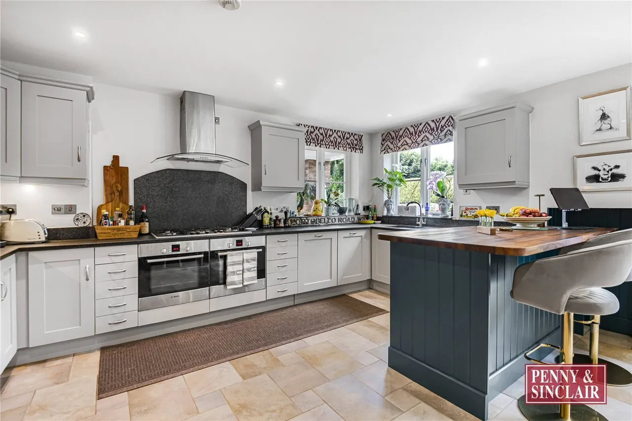 Reades Lane, Gallowstree Common, RG4, photo 10