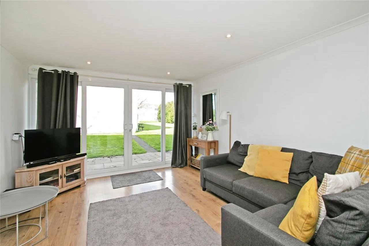 Manor Villas, Atlantic Reach, TR8, photo 2
