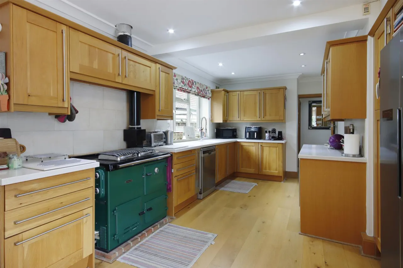 Stocks Green Road, Hildenborough, photo 7