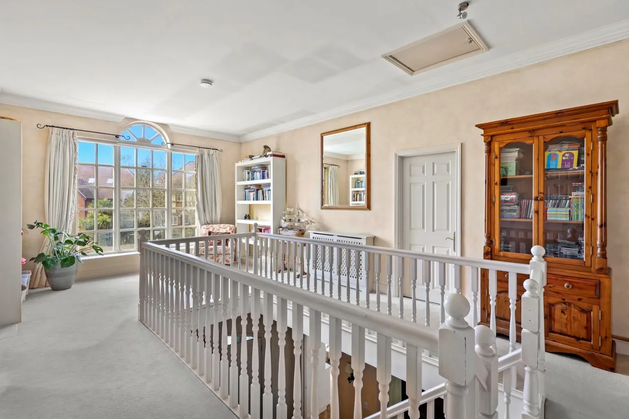 Richmond Park, Loughton, IG10 4PQ, photo 11