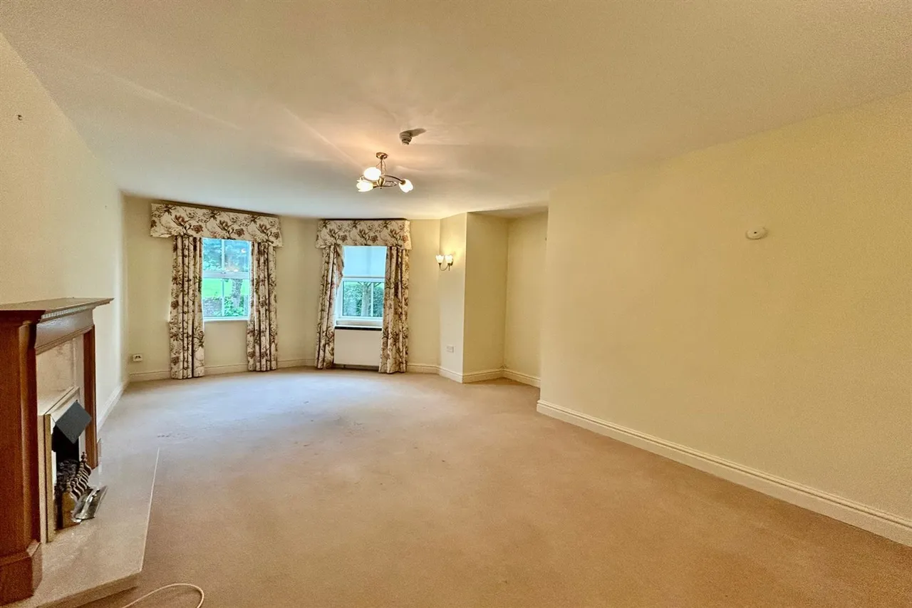 Brook Lane, Alderley Edge, photo 5