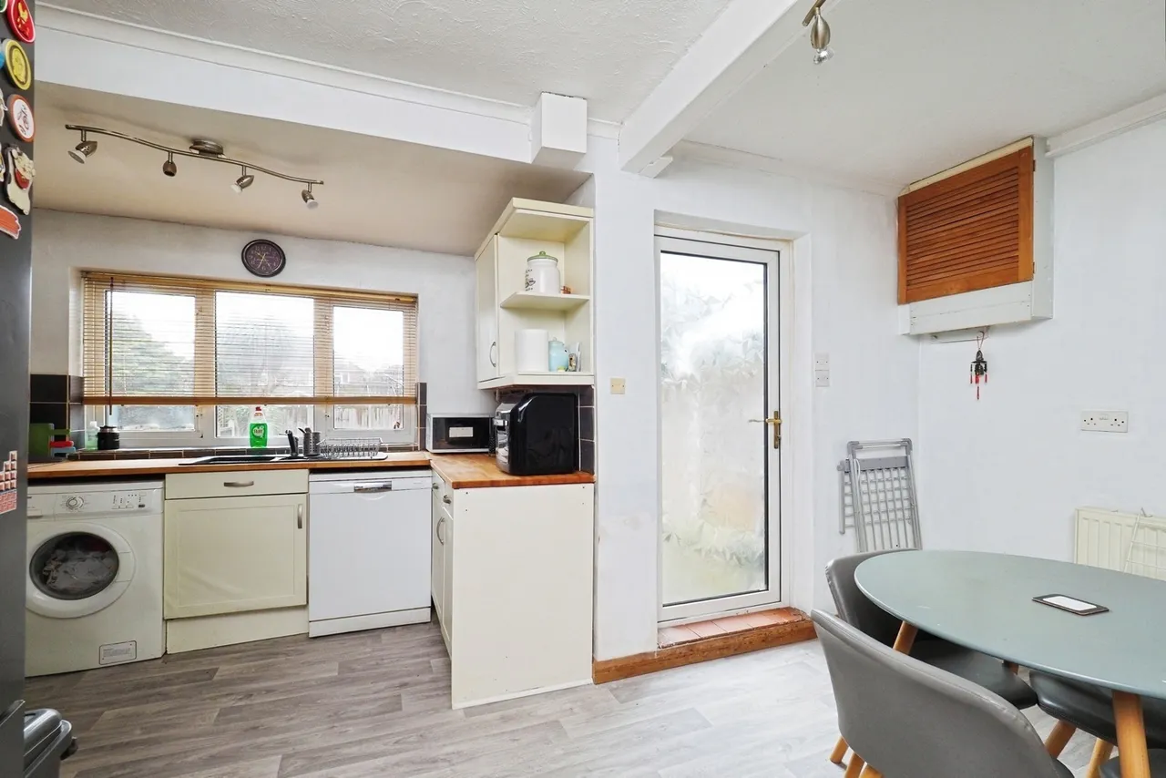 Harris Road, Beeston, Nottingham, Nottinghamshire, NG9, photo 2