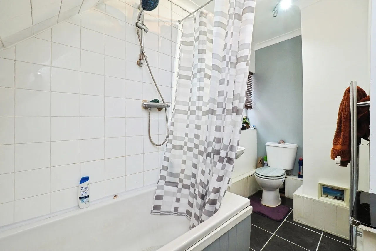 Harris Road, Beeston, Nottingham, Nottinghamshire, NG9, photo 9