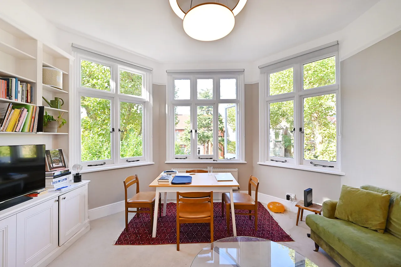 Mapesbury Road, London, NW2, photo 9