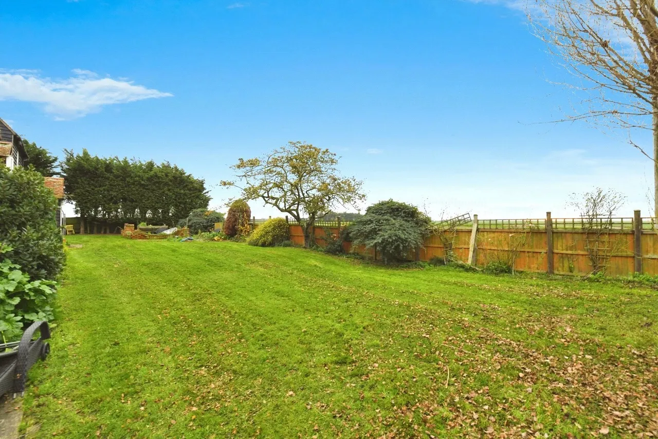 Marshes, Burnham-on-Crouch, Essex, CM0, photo 2