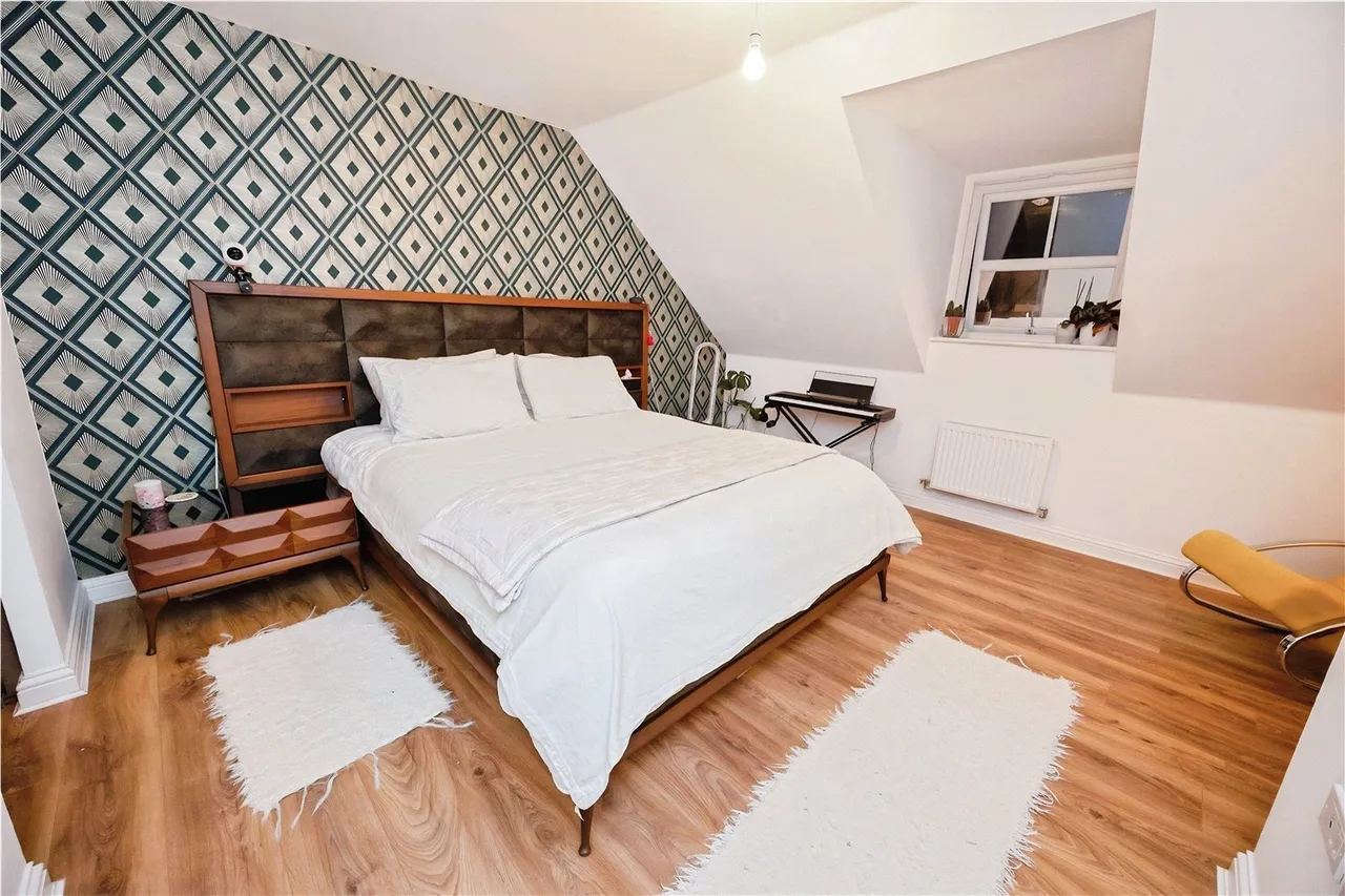 Slade Green Road, DA8, photo 15