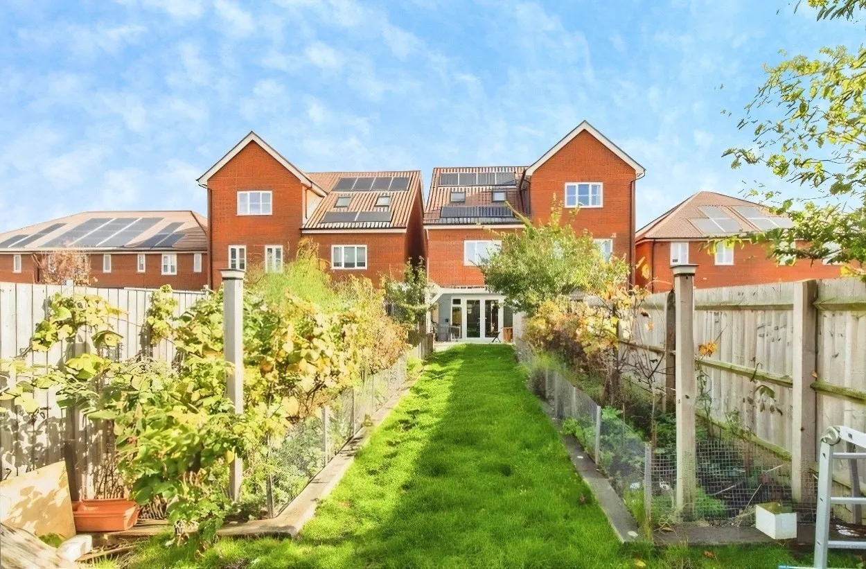 Slade Green Road, DA8, photo 17