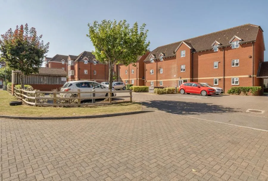 Arthurs Close, Emersons Green, BS16, photo 11