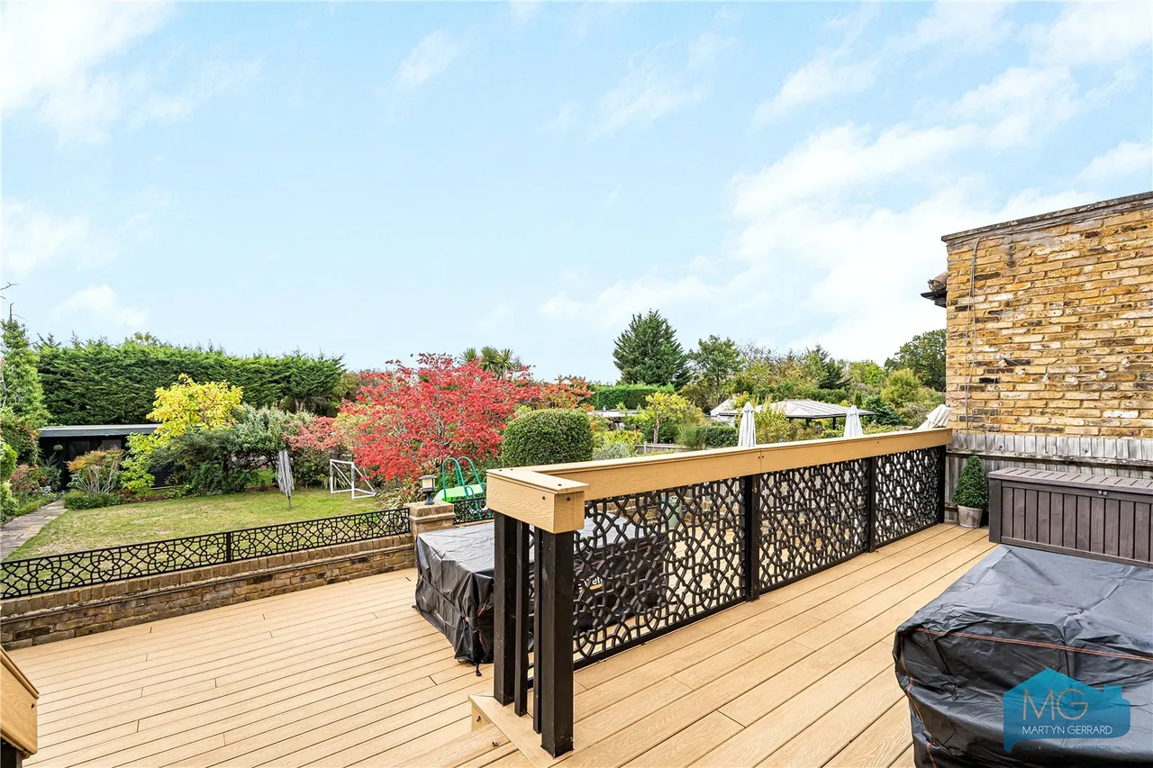 Woodland Way, London, N21, photo 29