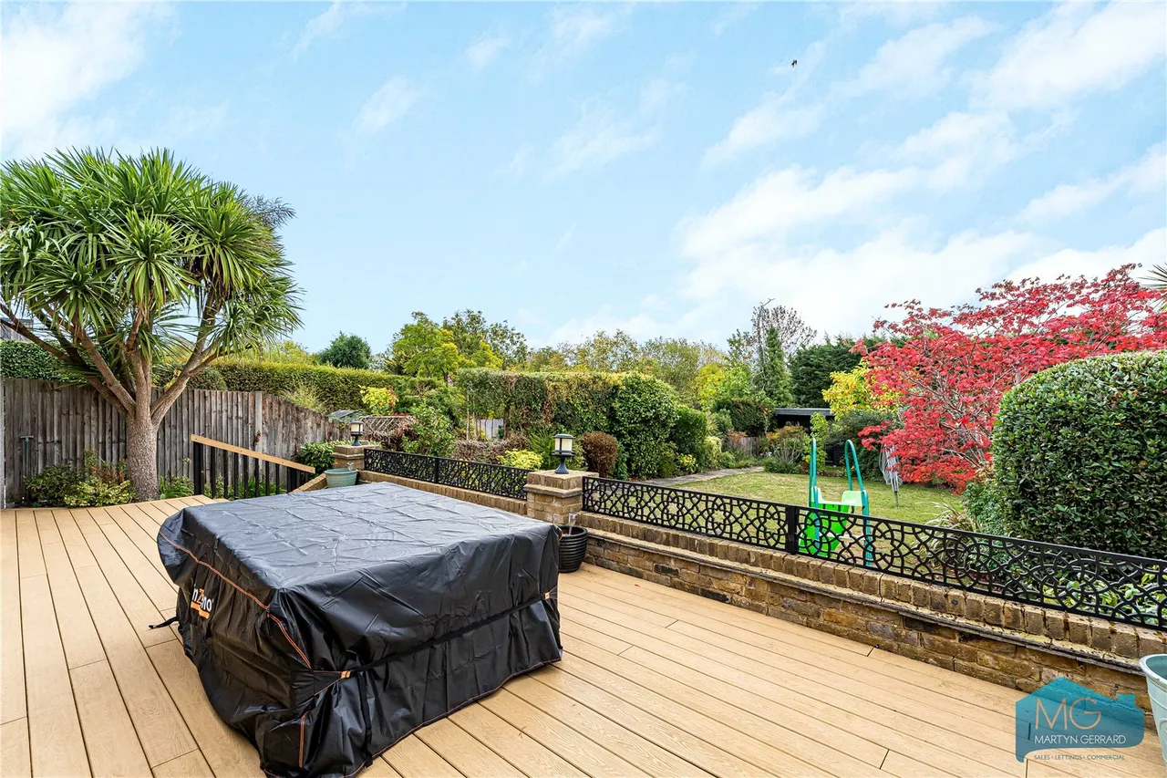 Woodland Way, London, N21, photo 32
