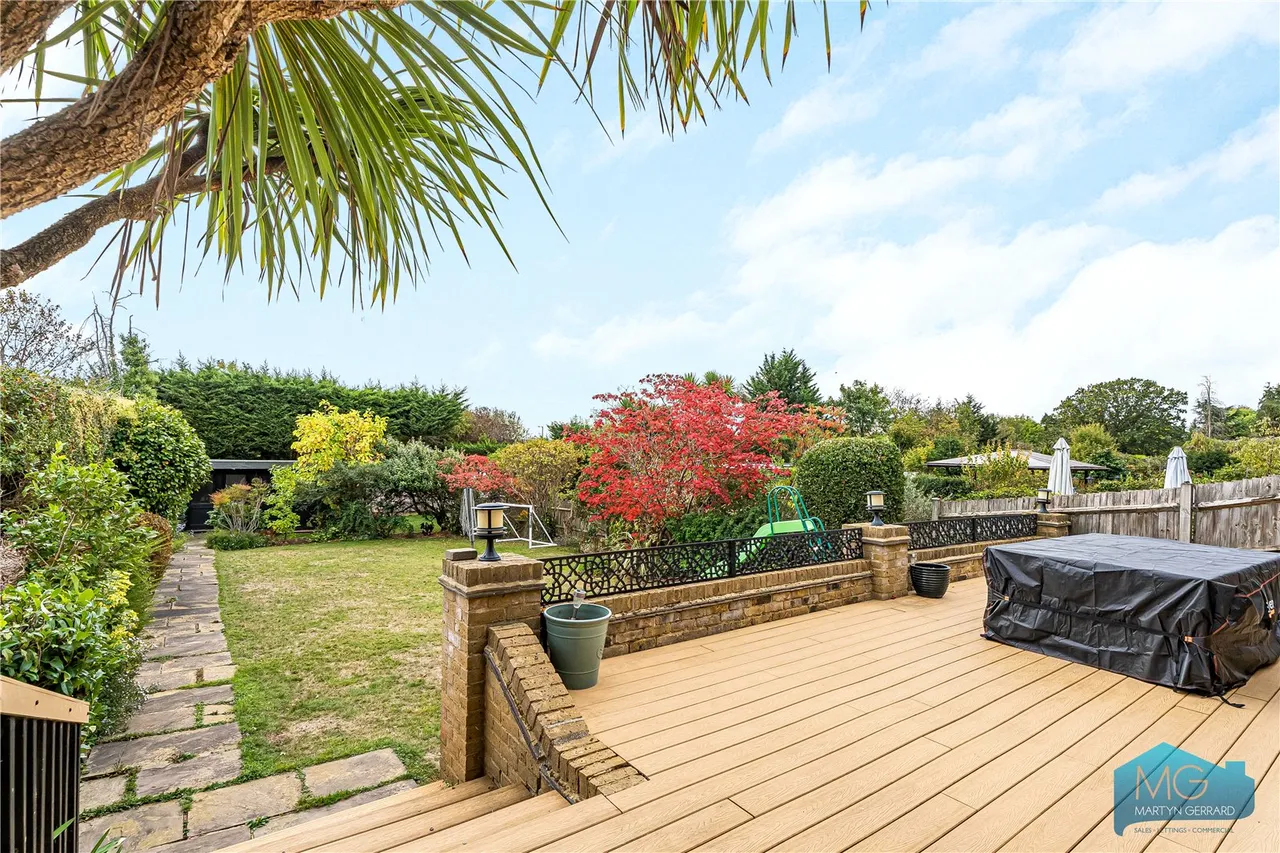Woodland Way, London, N21, photo 33