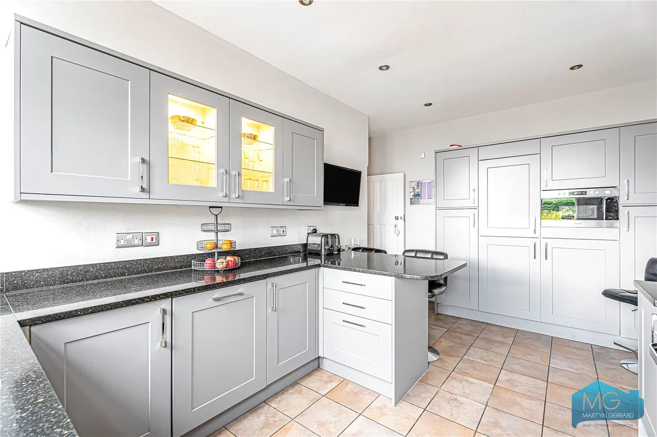 Woodland Way, London, N21, photo 9