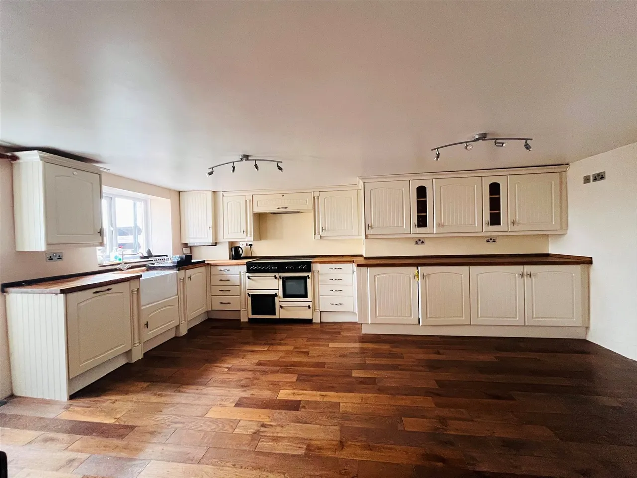 Dora Street, Porthmadog, LL49, photo 2