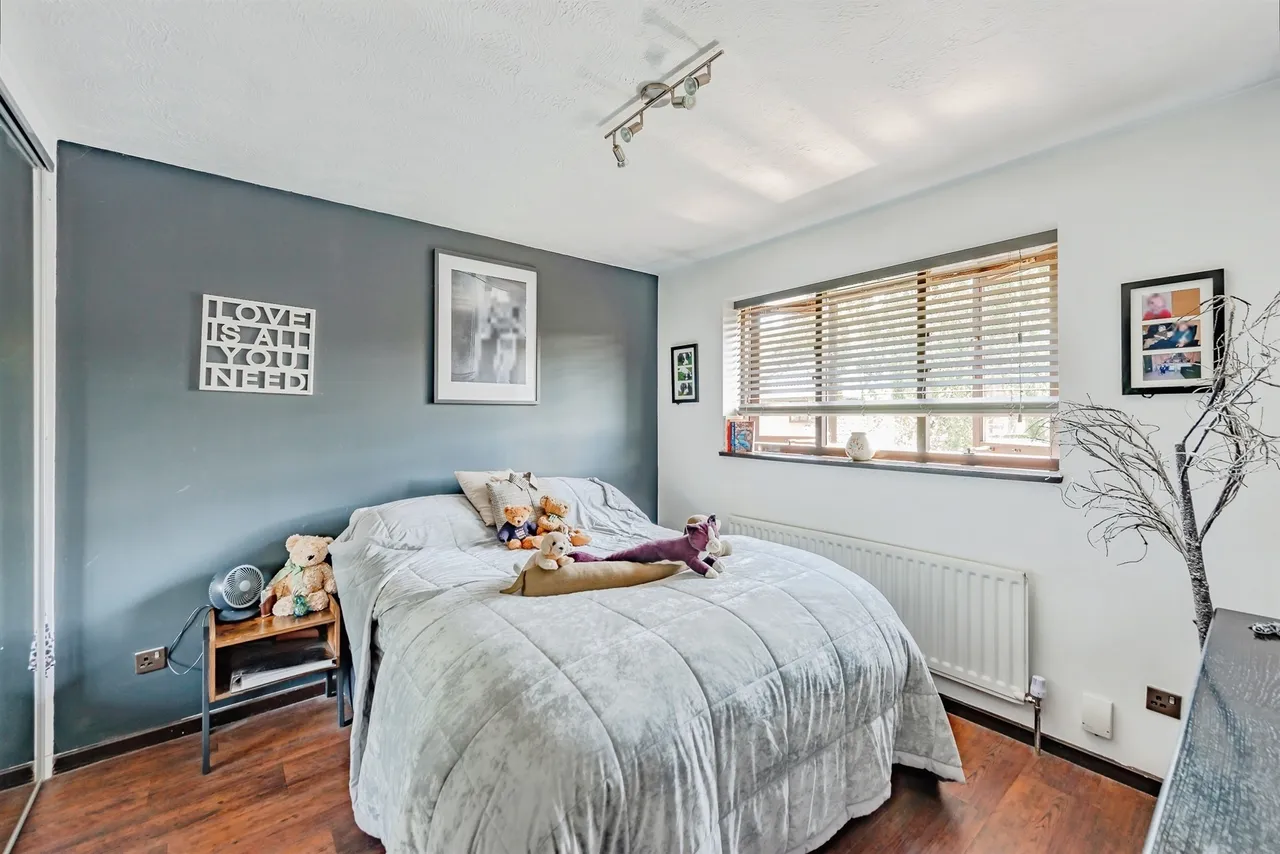 Twyner Close, Horley, RH6, photo 4