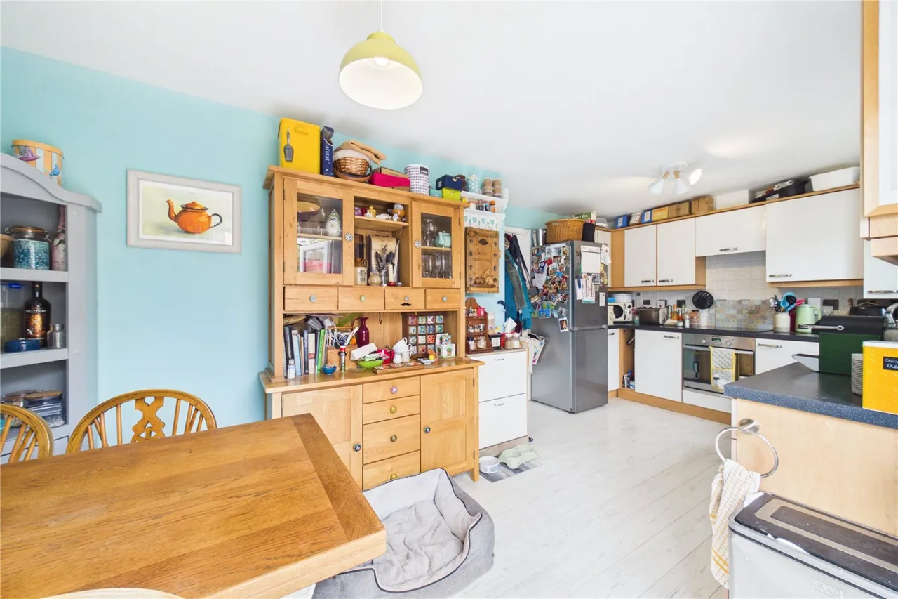 Acorn Gardens, Burghfield Common, RG7, photo 4