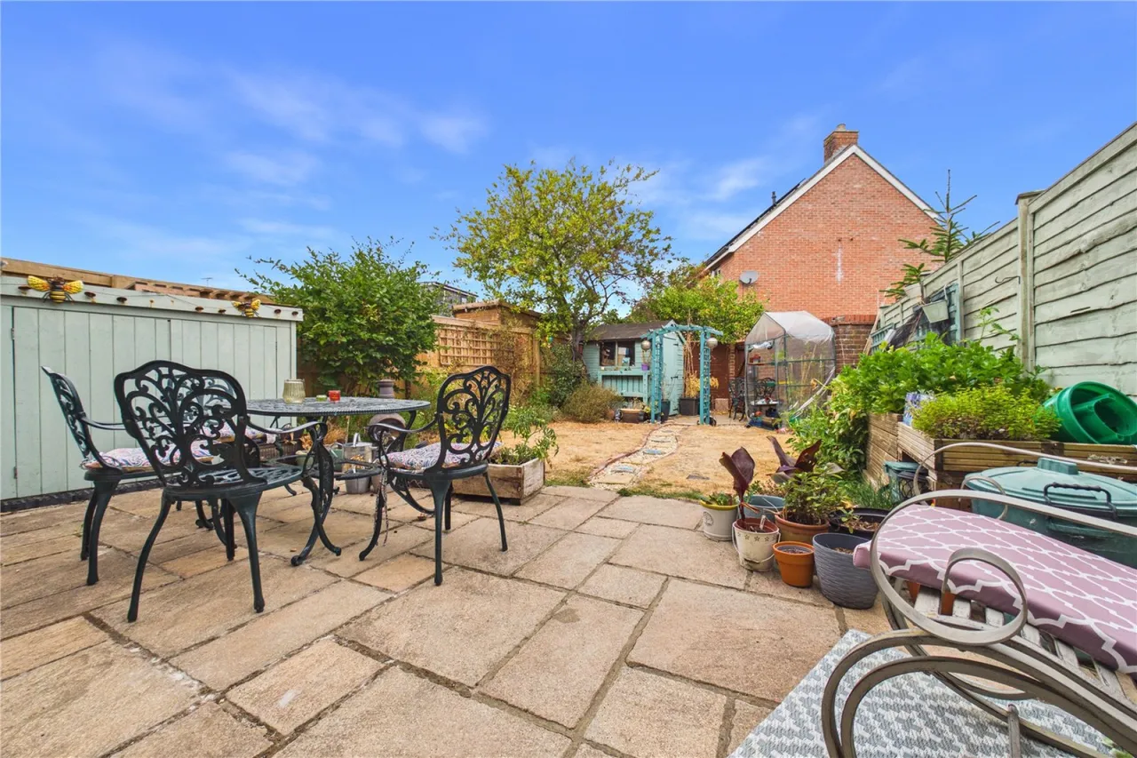Acorn Gardens, Burghfield Common, RG7, photo 17