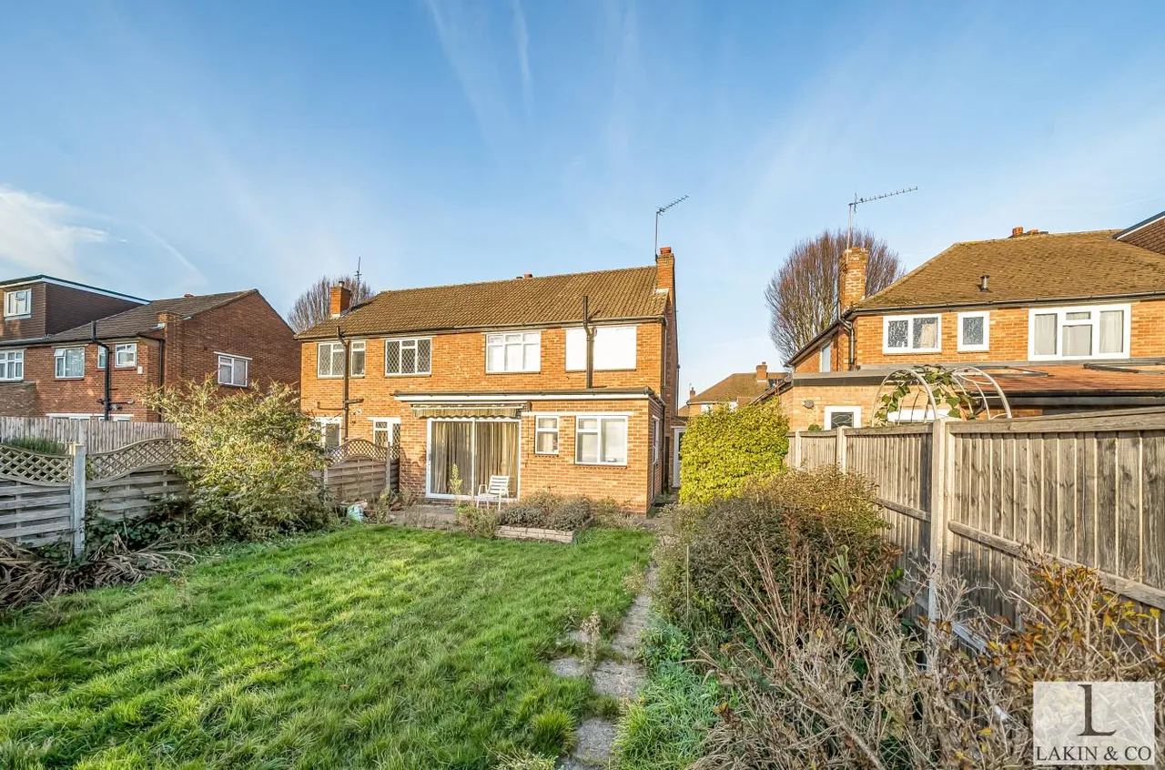 Edinburgh Close, Ickenham, UB10 8RA, photo 17