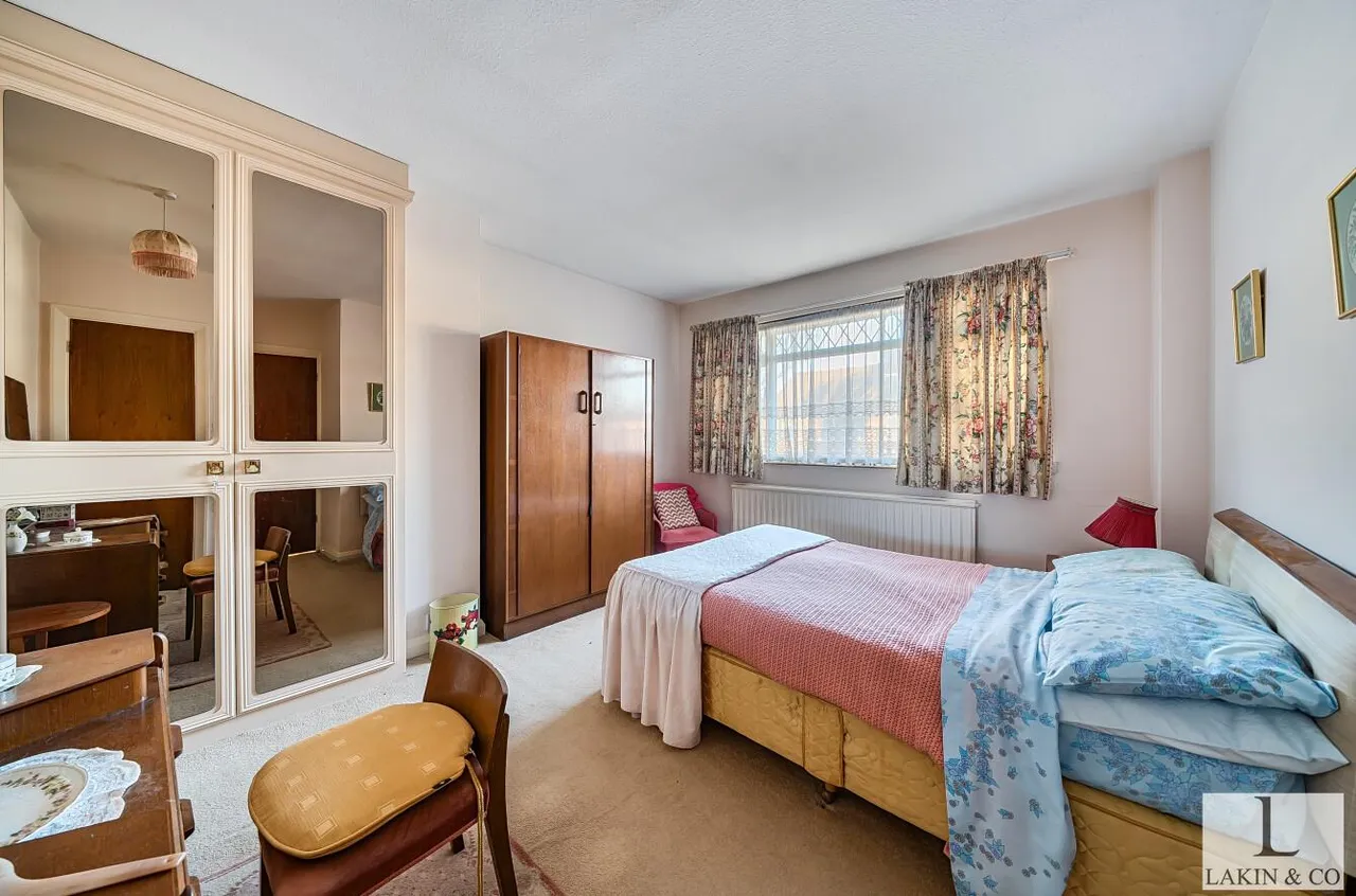 Edinburgh Close, Ickenham, UB10 8RA, photo 10