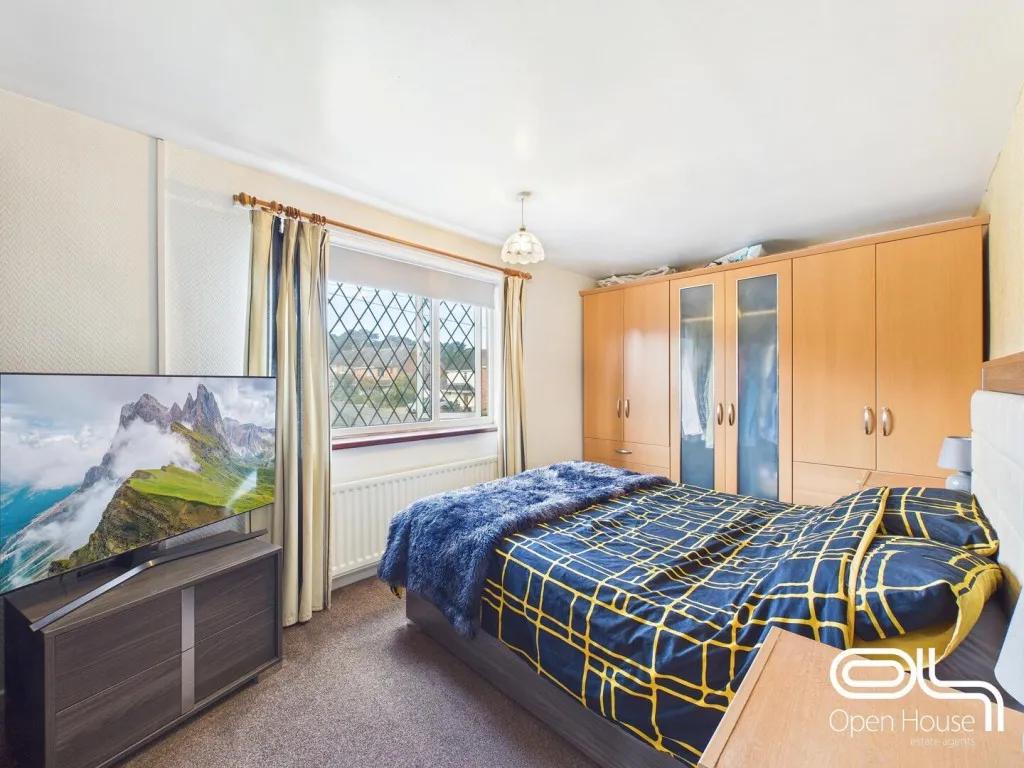 Clarion Way, Cannock, WS11, photo 8