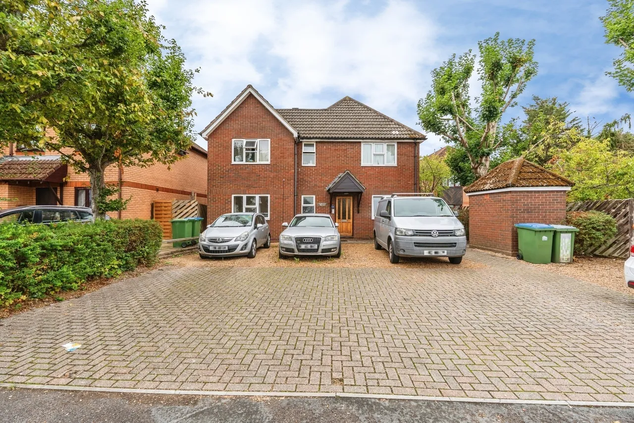2 bed flat for sale, Carlisle Road, Southampton, SO16
