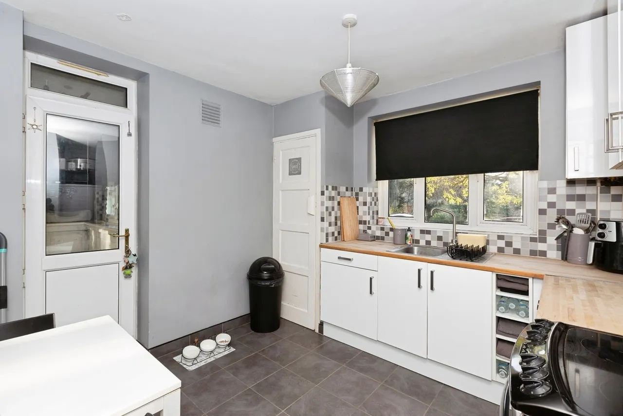 Longbridge Road, Barking, IG11, photo 7