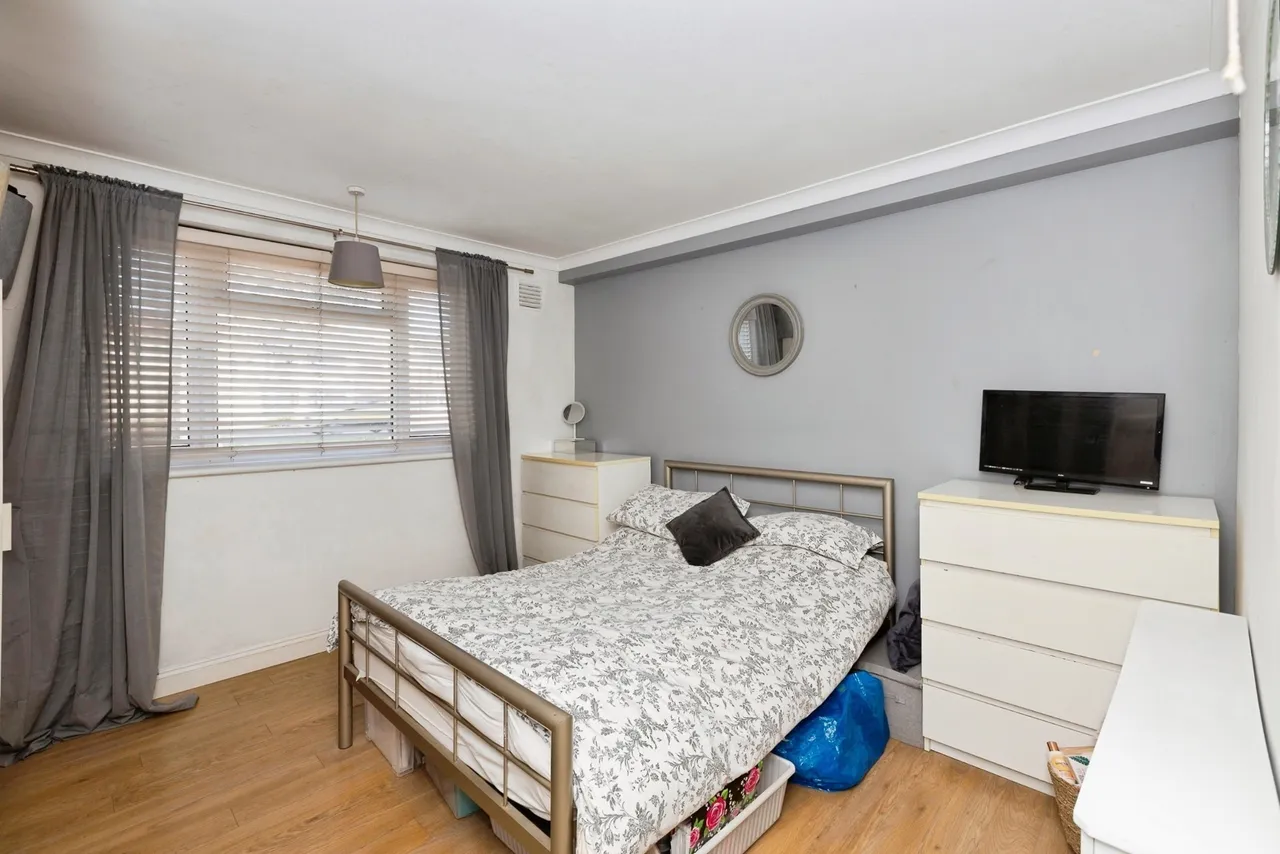 Longbridge Road, Barking, IG11, photo 4
