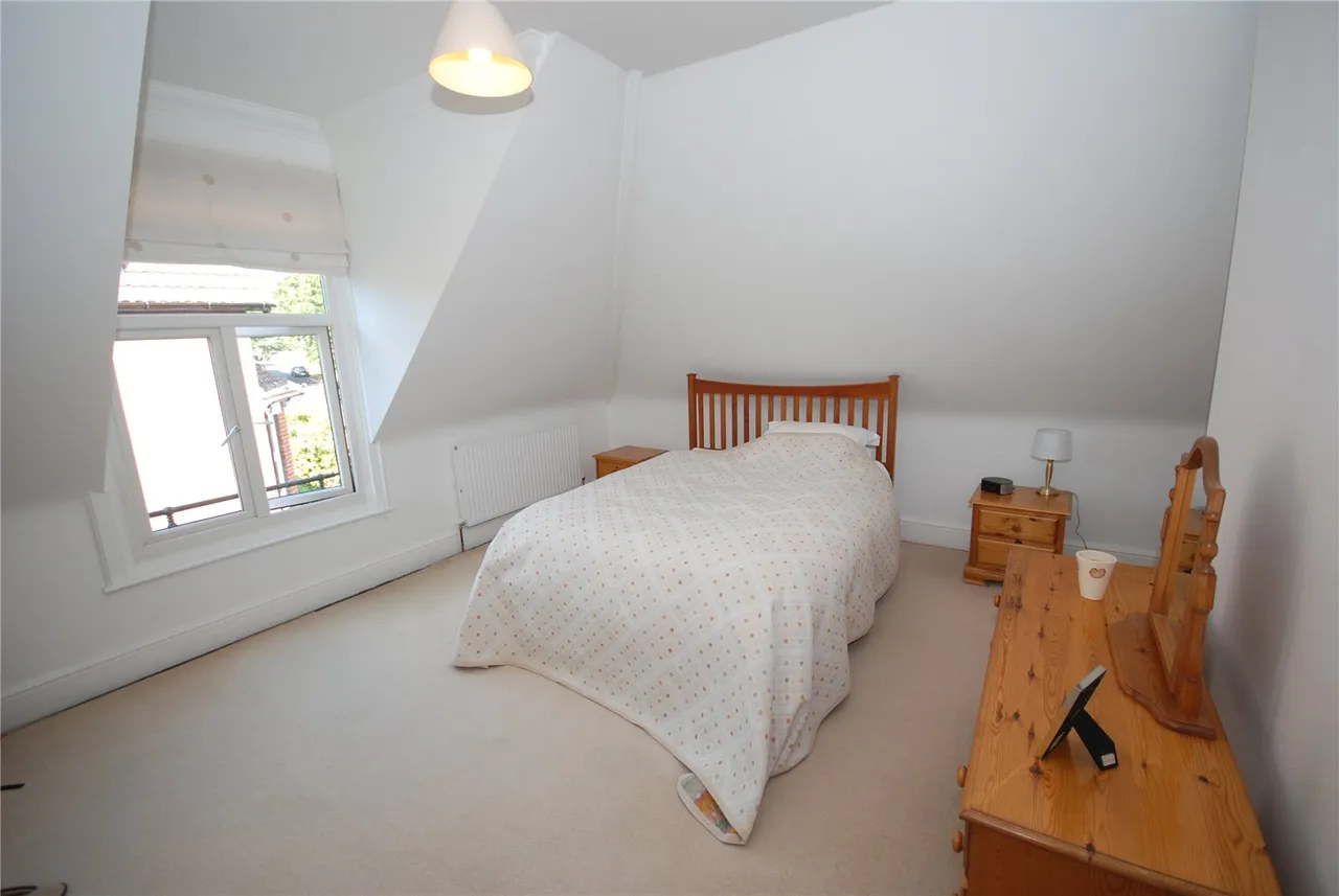 Bourne Avenue, Salisbury, Wiltshire, SP1 1LS, photo 7