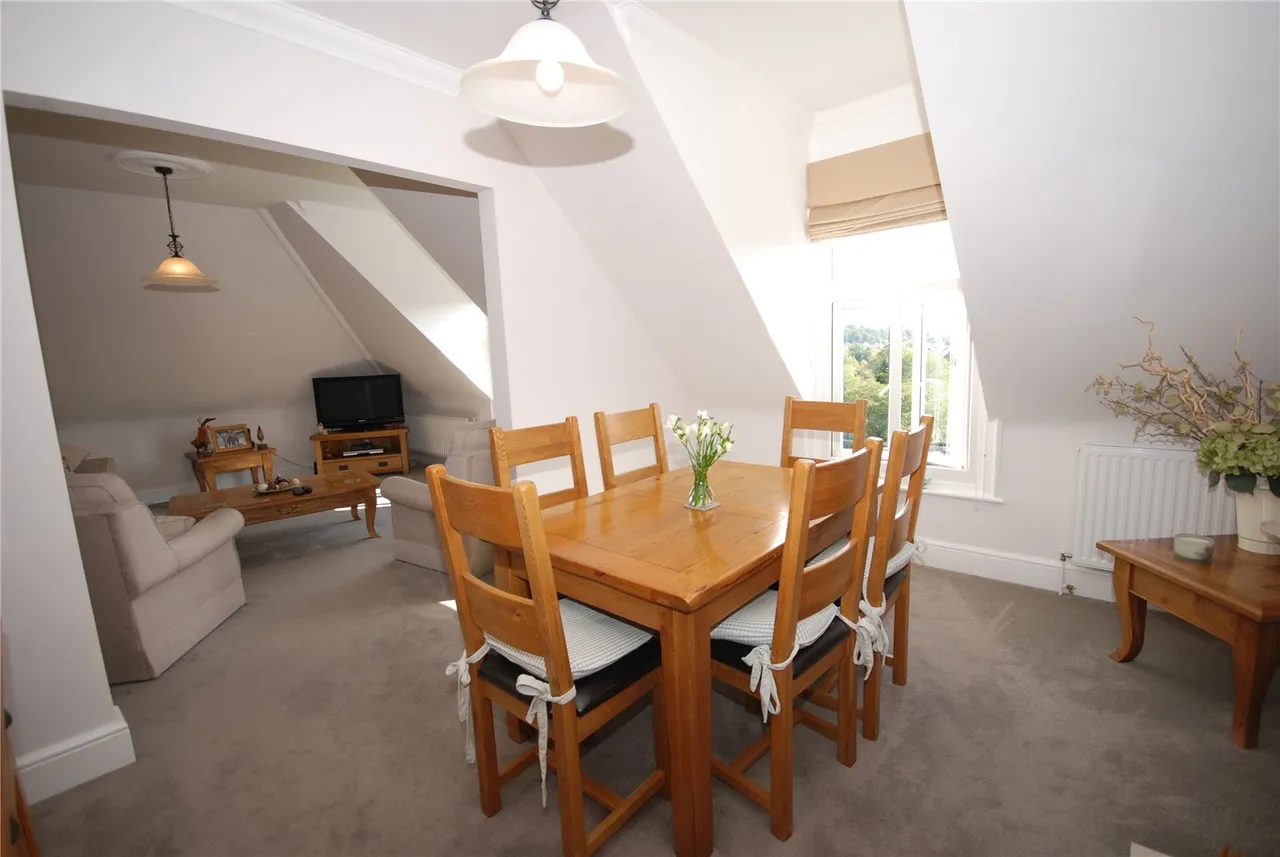 Bourne Avenue, Salisbury, Wiltshire, SP1 1LS, photo 4