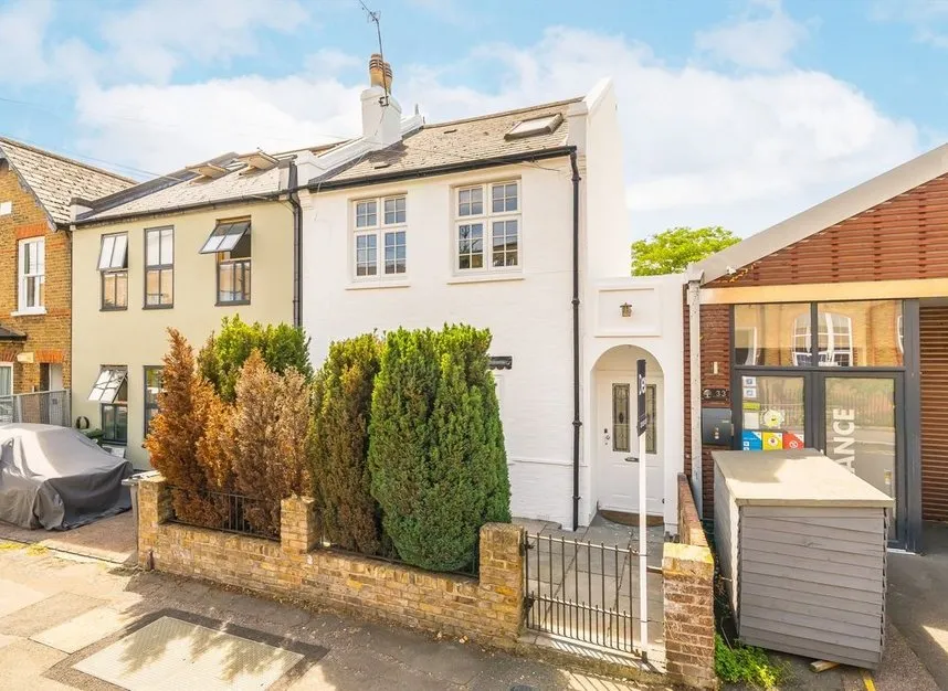3 bed house for sale — Russell Road, Wimbledon, SW19