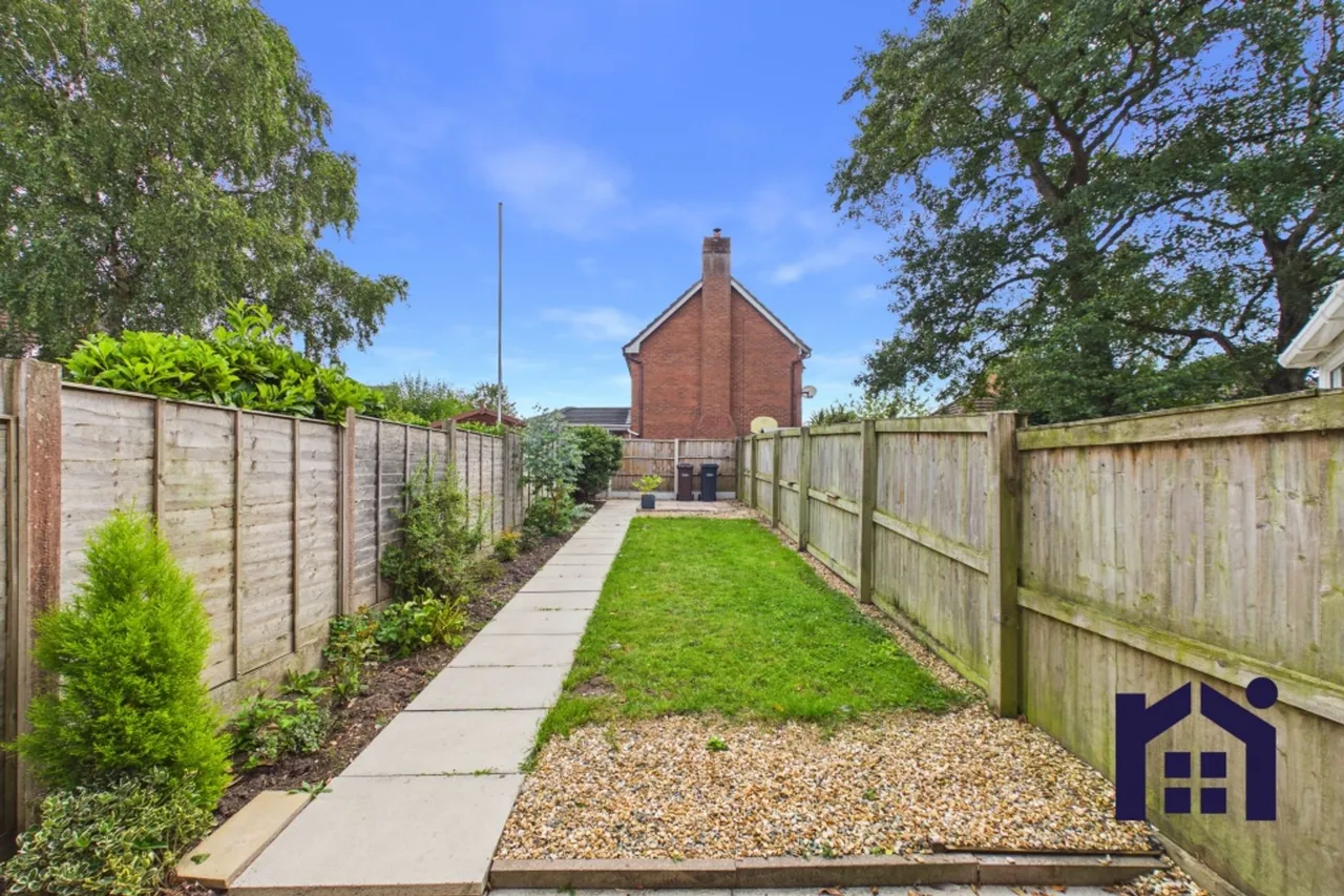 Wentworth Drive, Euxton, Chorley, PR7 6FN, photo 18