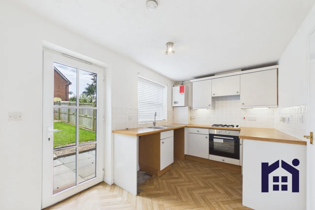Wentworth Drive, Euxton, Chorley, PR7 6FN, photo 2