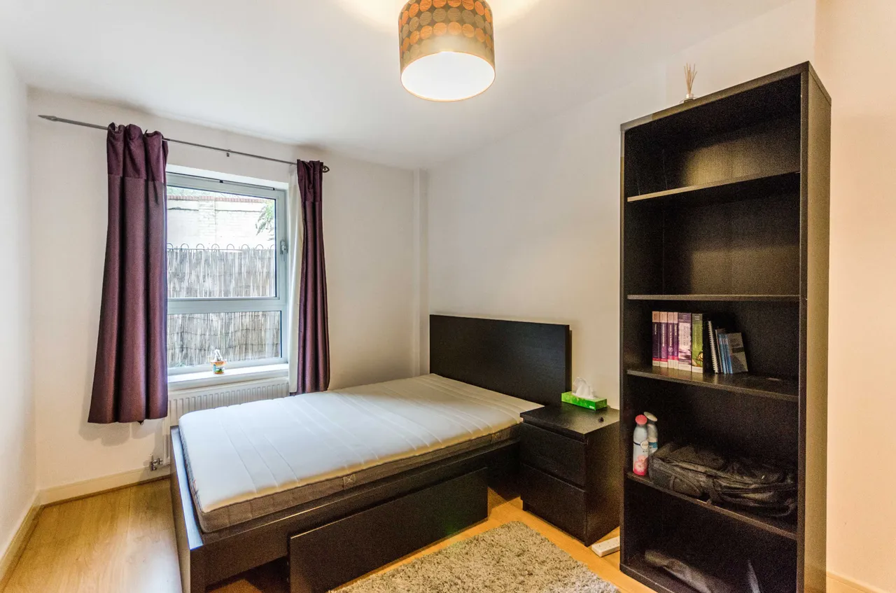 Flat G01 Taylor House, 3 Storehouse Mews, London, photo 6