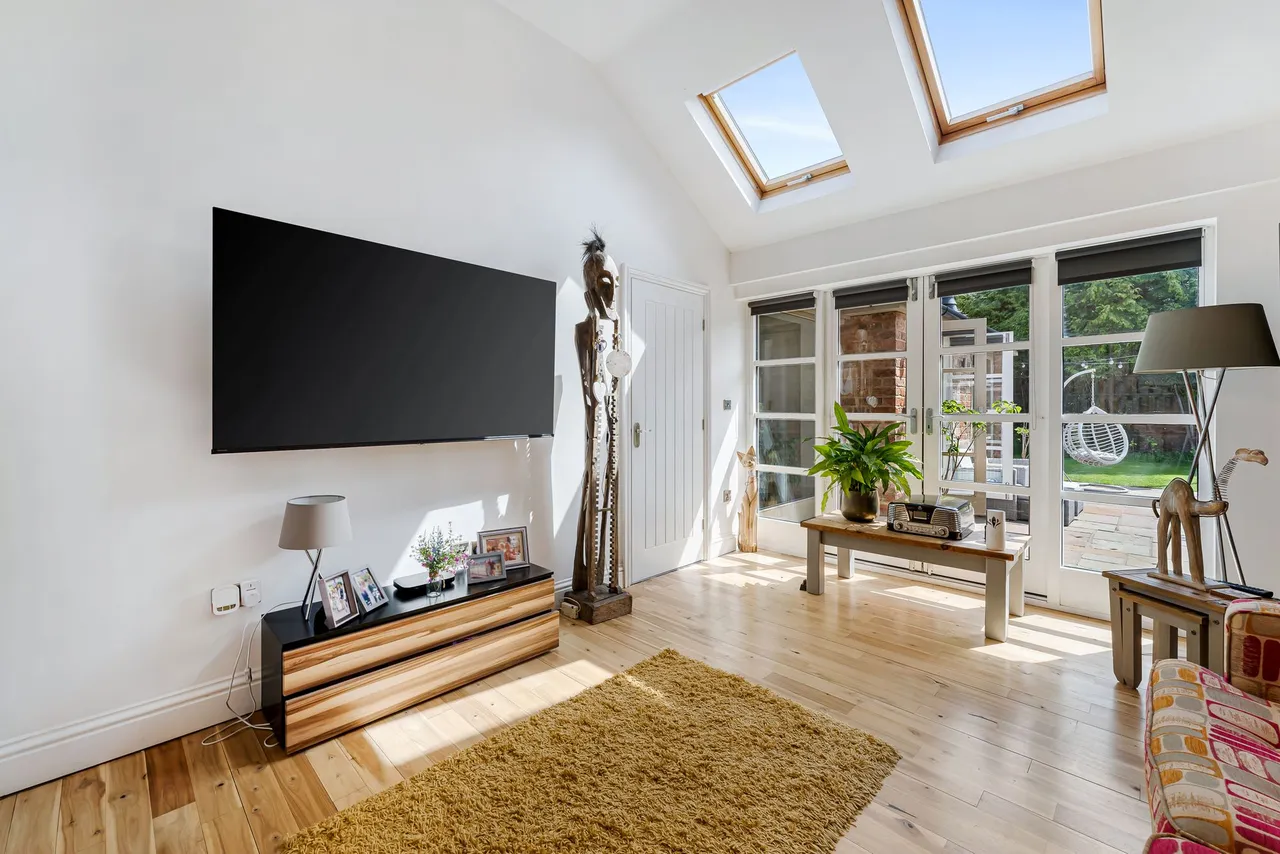Mobberley Road, Knutsford, photo 15