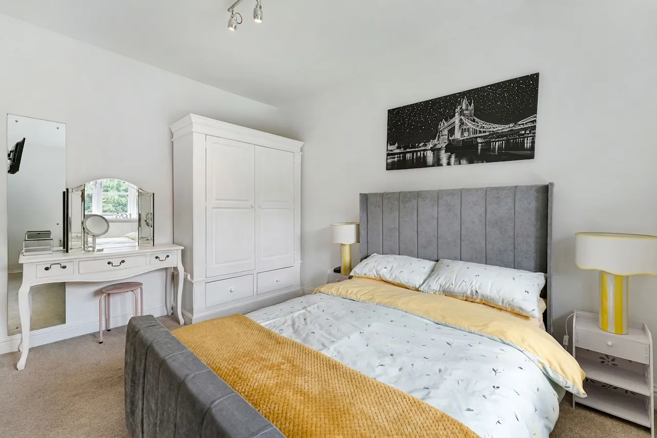 Mobberley Road, Knutsford, photo 29