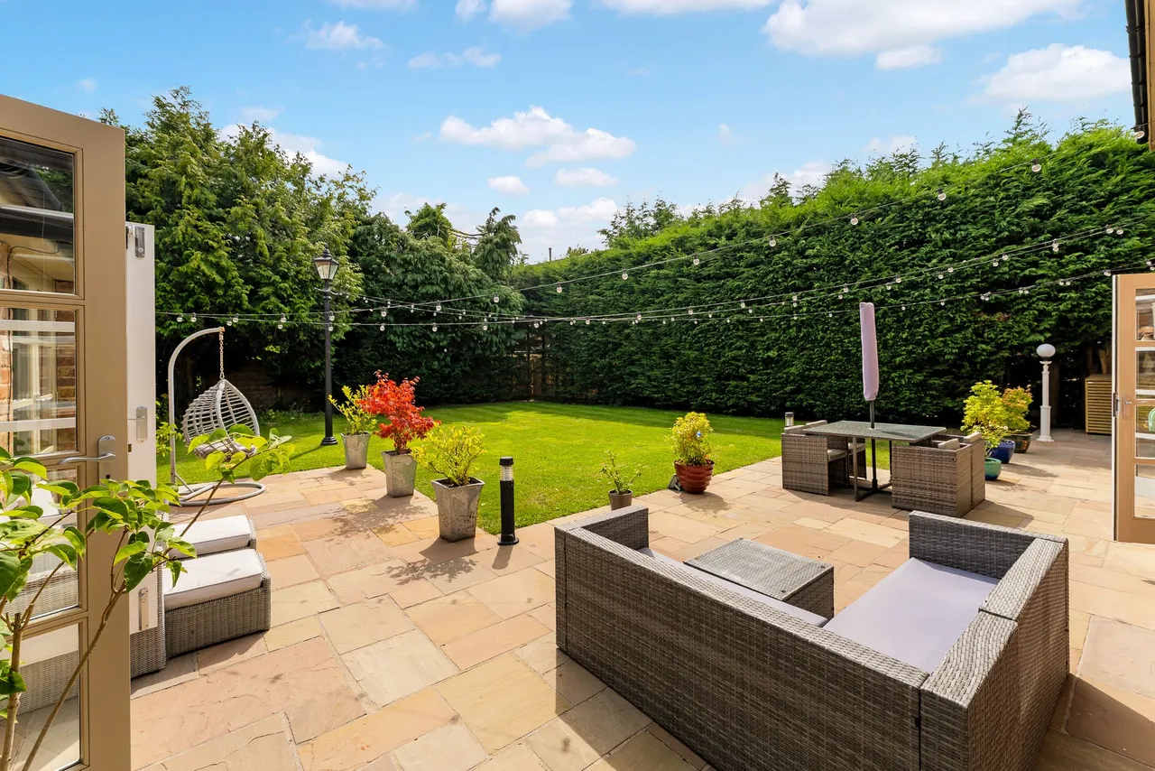 Mobberley Road, Knutsford, photo 45