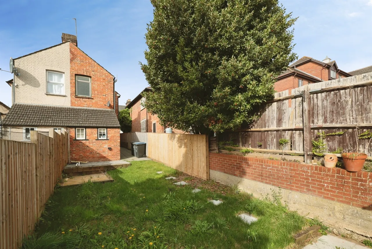 Totteridge Avenue, High Wycombe, HP13, photo 3