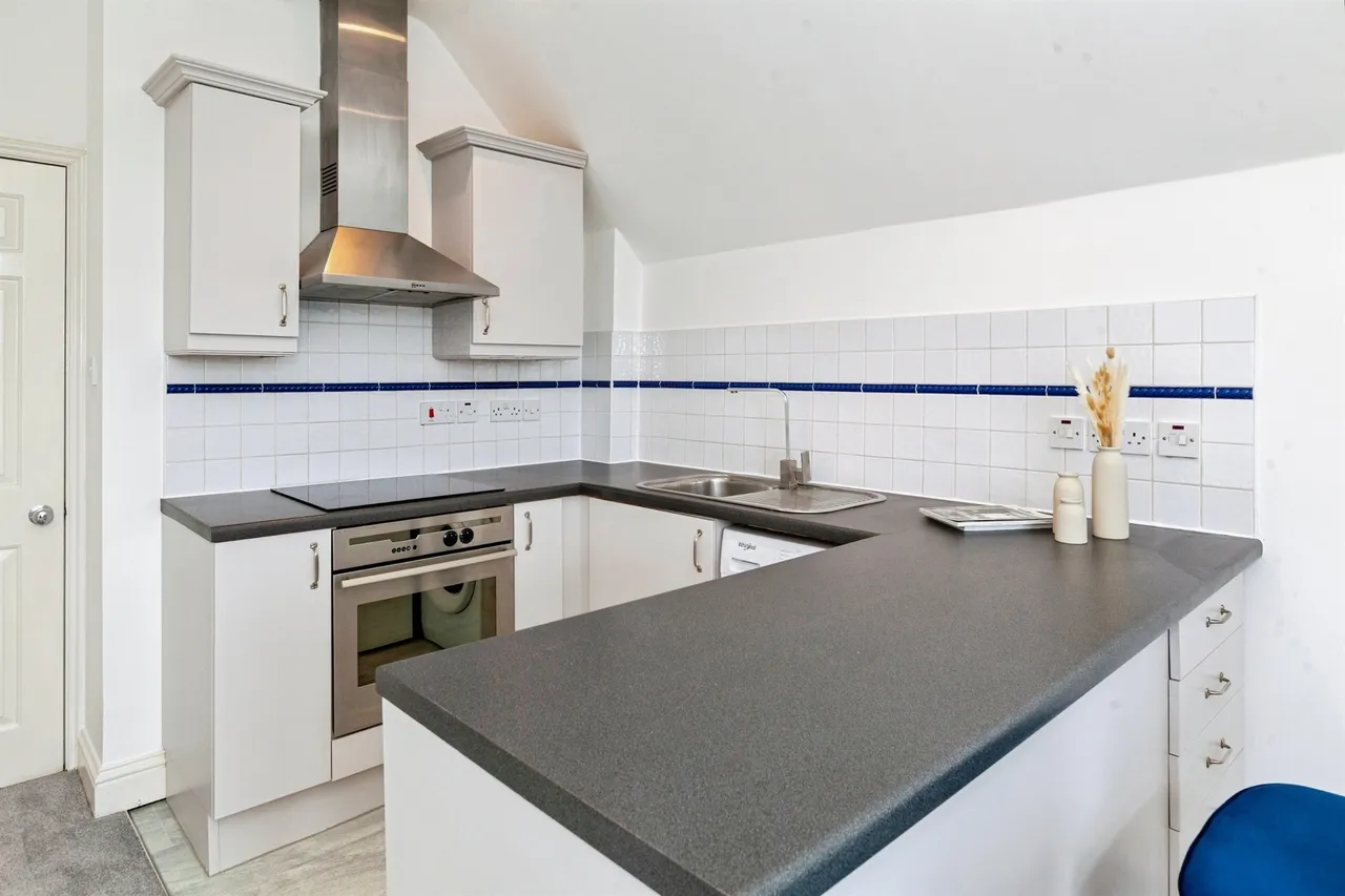 Upton Park, Slough, SL1, photo 5