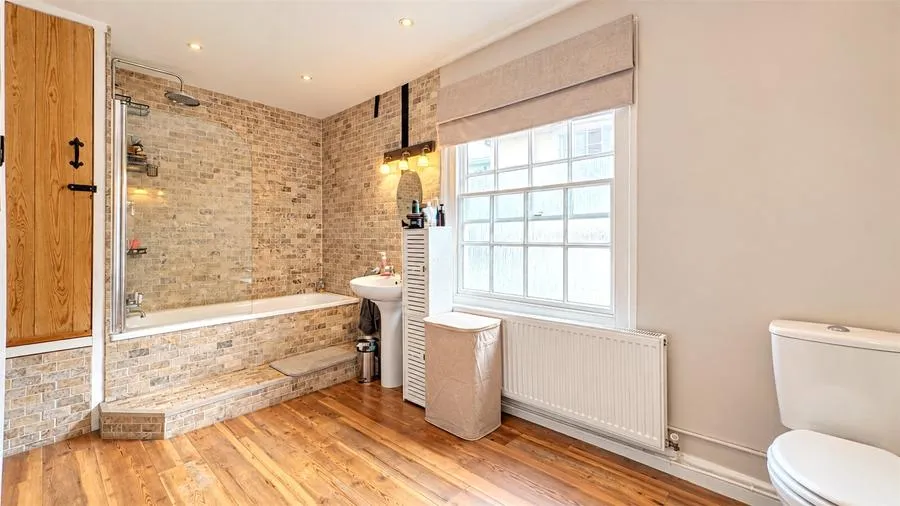 Head Street, Halstead, CO9, photo 17
