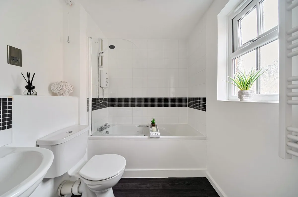 Pulborough, RH20 1FJ, photo 20