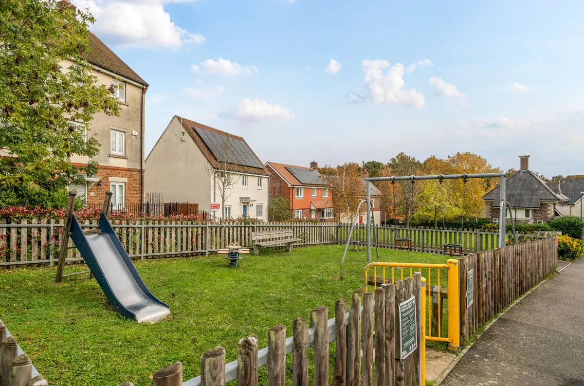 Pulborough, RH20 1FJ, photo 8