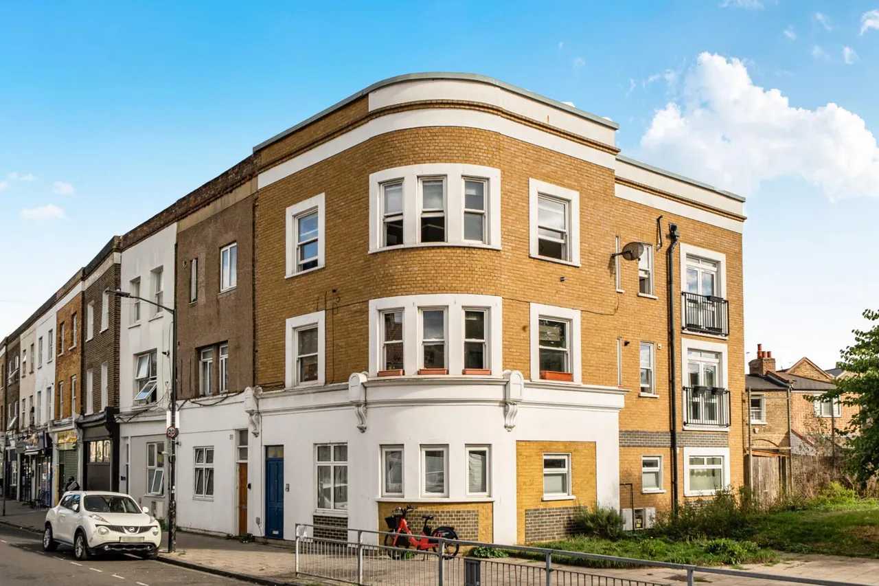 Meeting House Lane, SE15, photo 13