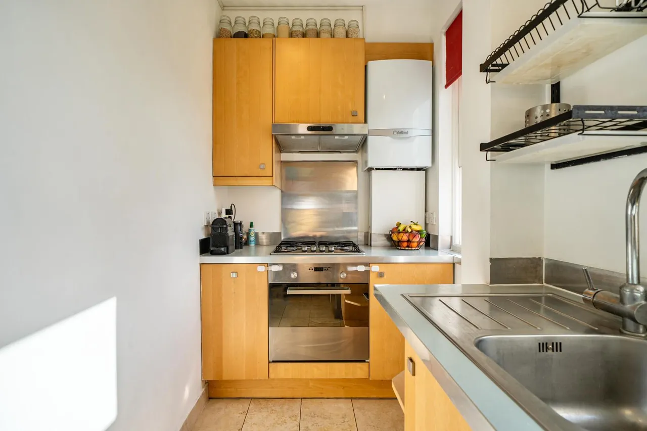 Meeting House Lane, SE15, photo 14