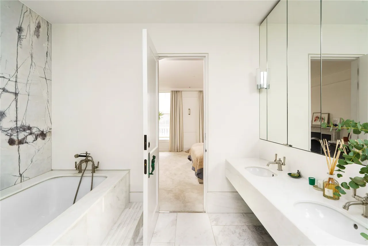Cumberland Terrace, Regent's Park, London, NW1 4HP, photo 10